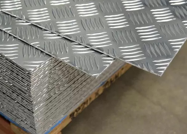 Stainless Steel 304 Chequered Plates